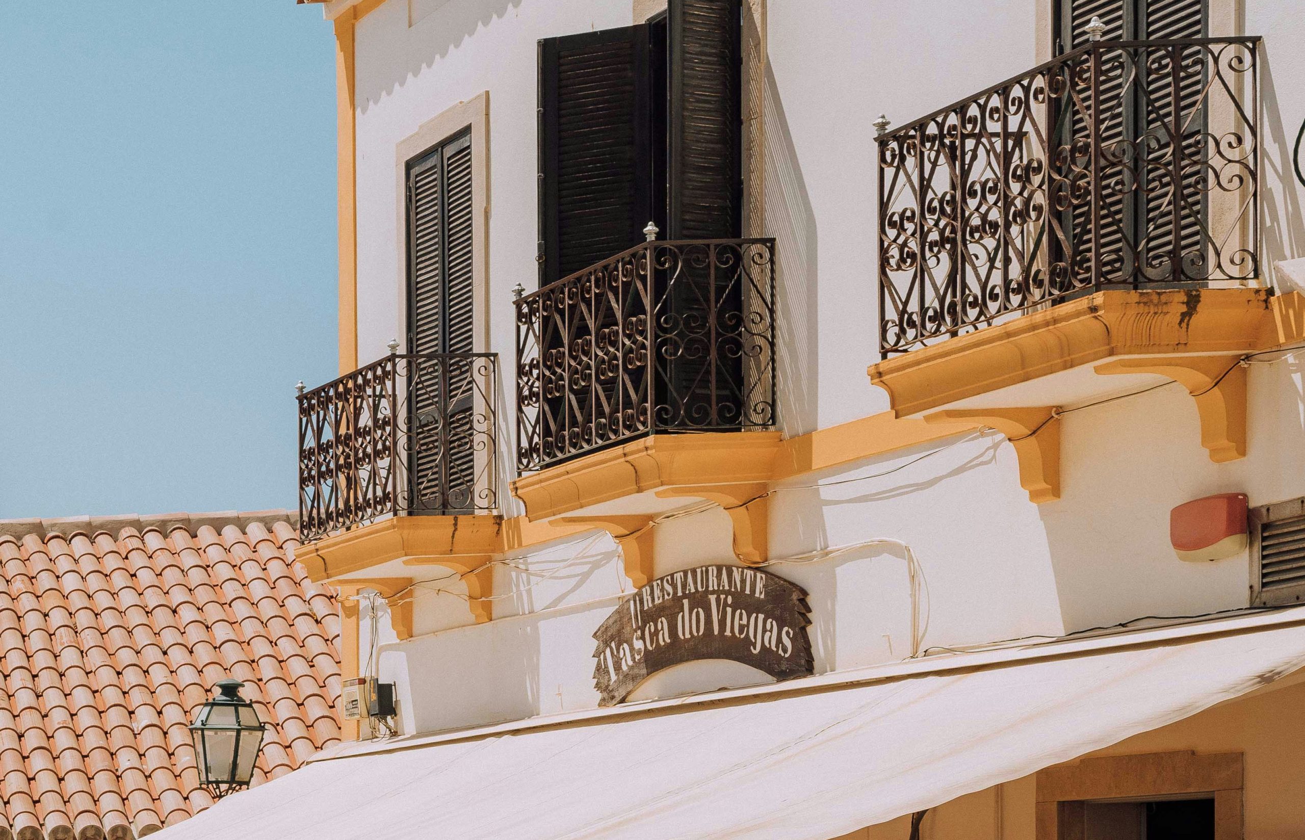 HARDY-HARDY_vivre-a-l-algarve-a-l-annee - Crop